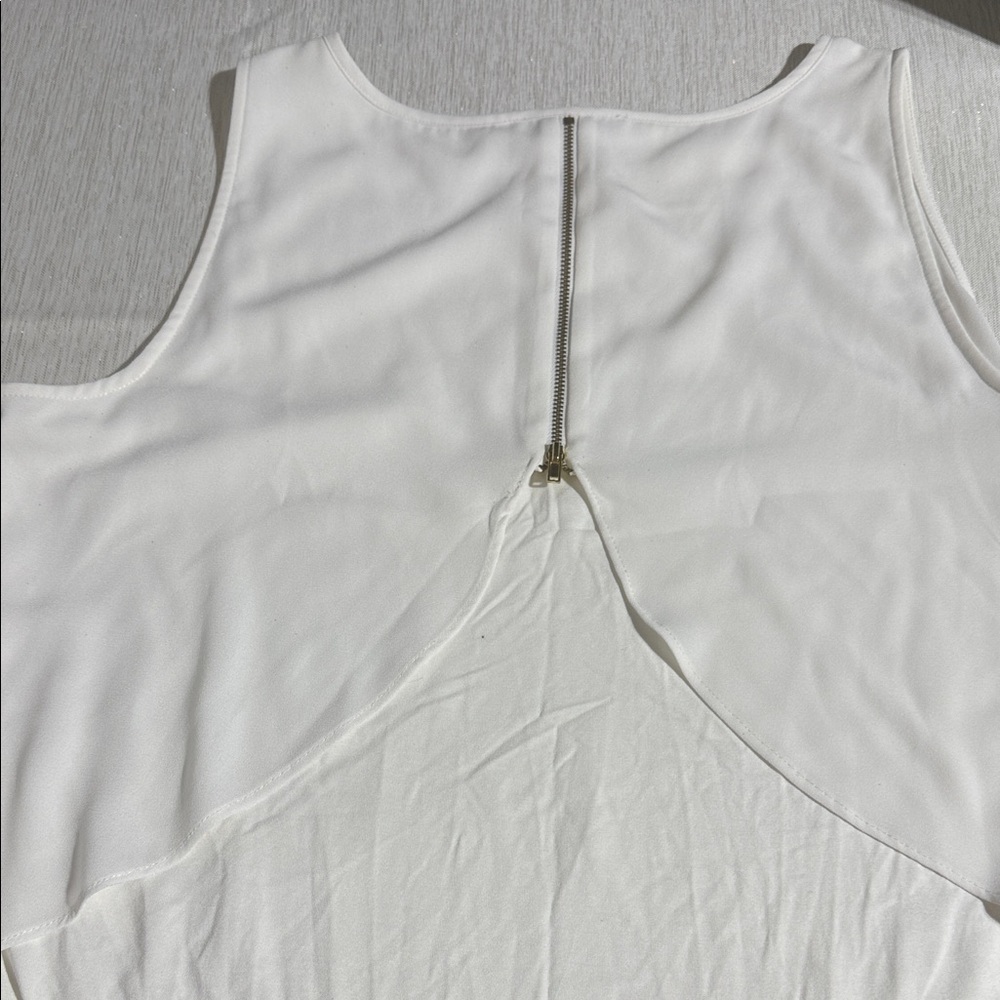 White House Black Market Cream Sleeveless Top - Picture 5 of 11